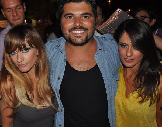 316584_10150280077901156_2105449_n