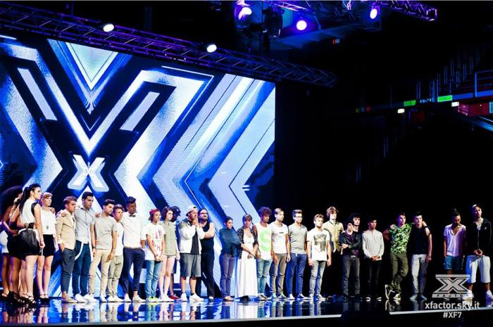 #XF7 gruppi in gruppo